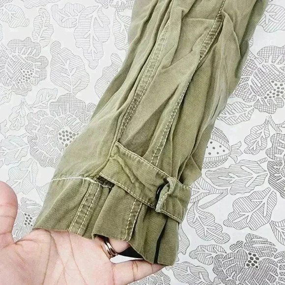 Anthropologie Women's Cropped Pants Ankle Snap Button Size 2 - Picture 3 of 9